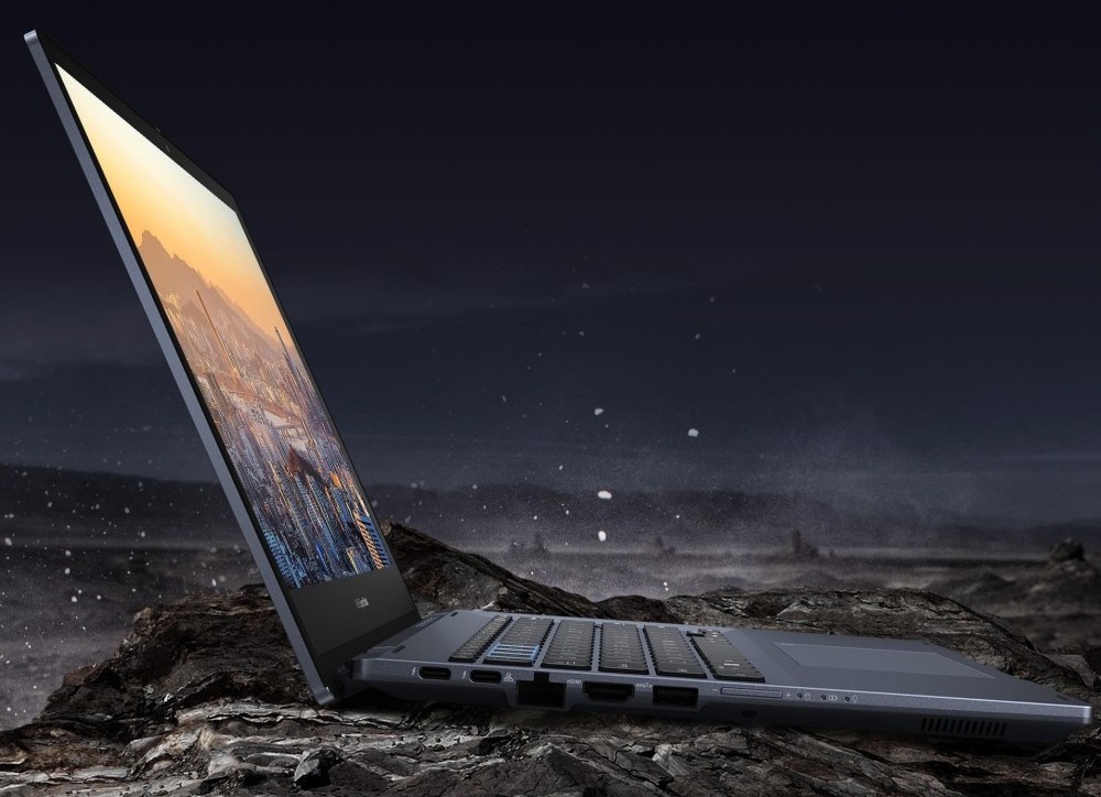 Zdjęcie Laptop Asus widok z boku